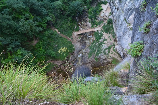 Tret: la cascata del Rio Novella.