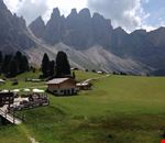 dolomitem dolomitem