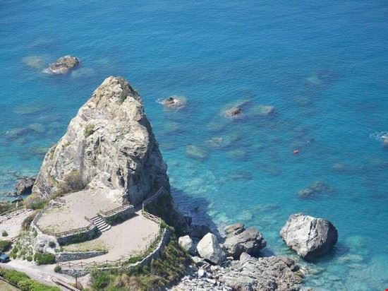 Scogliera di Coreca