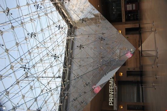 Piramide du Louvre Piramide du Louvre  