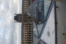 Piramide du Louvre