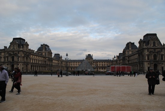 palazzo del Louvre e Piramide