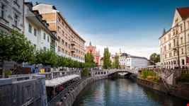 Lungofiume