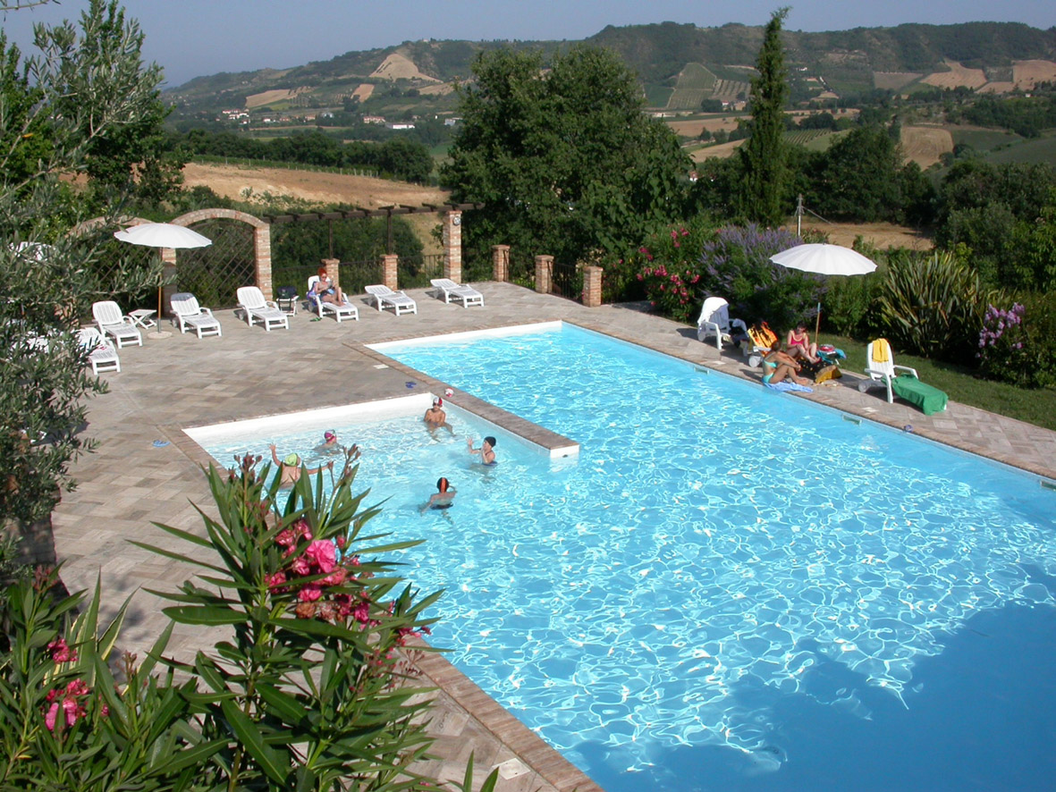 95521907241219_piscina.jpg
