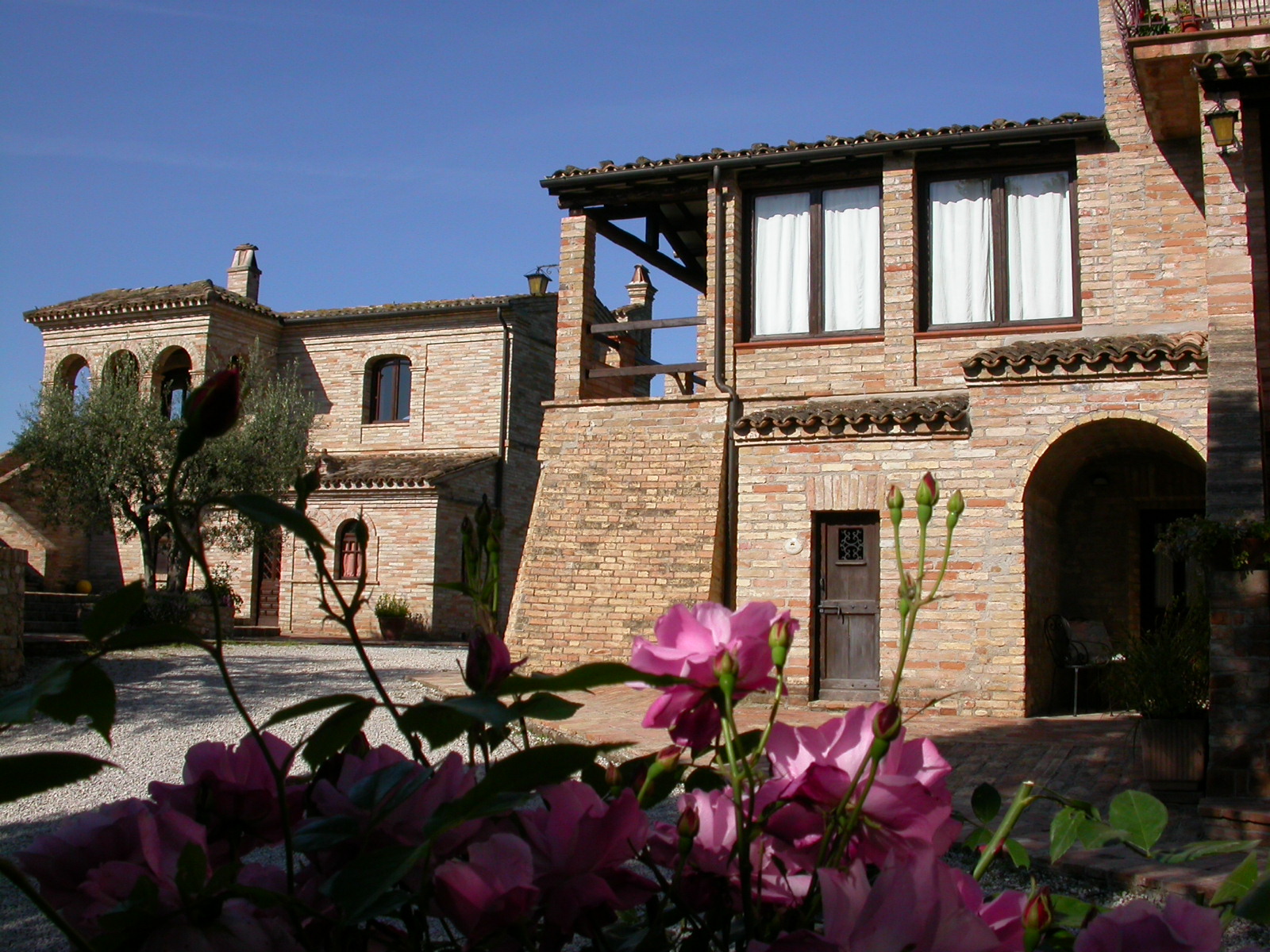 95521907241219_veranda_e_ristorante_in_primavera.JPG