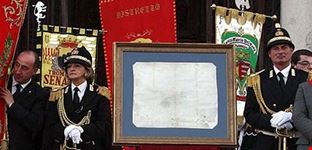 pergamena in bianco