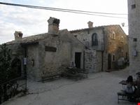 rocca calascio borgo