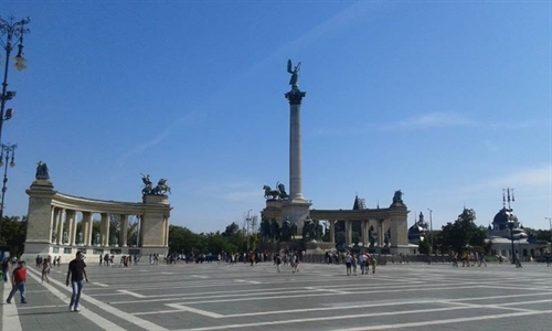 Budapest, Piazza degli Eroi