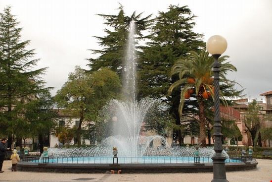  Giochi giardini d'acqua con zampilli e laghetti ornamentali.  
