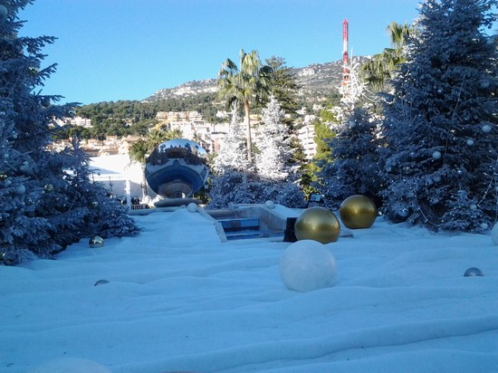 NATALE A MONTECARLO