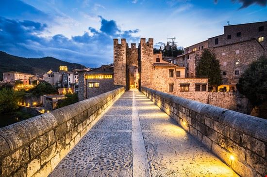  Girona  