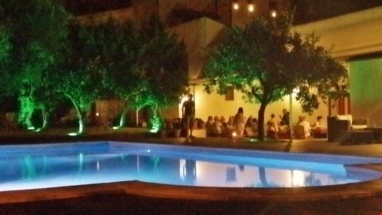  Piscina di notte  