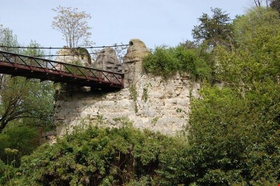 Parco di Buttes-Chaumont Parigi Pierre LANNES - CC BY-SA 2.0 Pierre LANNES
