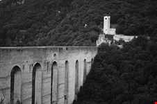 spoleto ponte delle torri
