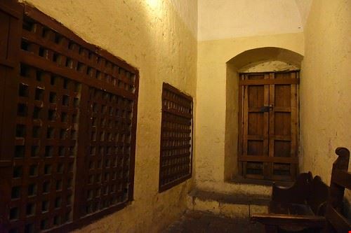 Monastero di Santa Catalina Arequipa Prof. Mortel - Attribution-NonCommercial-ShareAlike (http://creativecommons.org/licenses/by-nc-sa/2.0/) Prof. Mortel