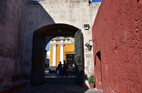 Monastero di Santa Catalina Arequipa Prof. Mortel - Attribution-NonCommercial-ShareAlike (http://creativecommons.org/licenses/by-nc-sa/2.0/) Prof. Mortel