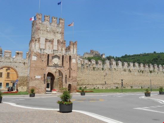 Visita al castello Soave Roberto Guido - CC BY 2.0 Roberto Guido