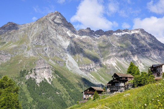 valle di ayas ayas