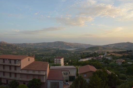  Bivona  