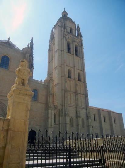 segovia - torre campanaria della cattedrale