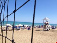 la spiaggia attrezzata camping Praia Mare