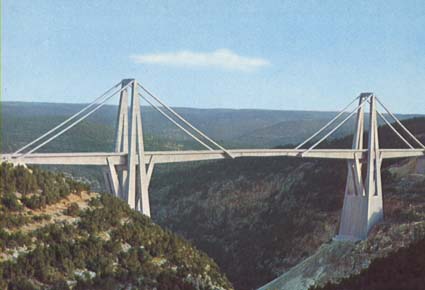 Uadi El Kuf bridge
