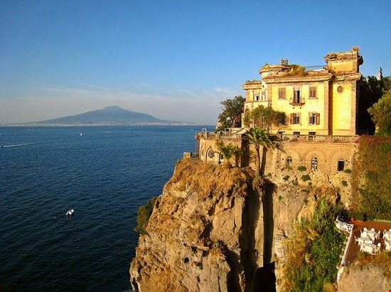  Sant'Agnello robbie jim - https://it.wikipedia.org robbie jim