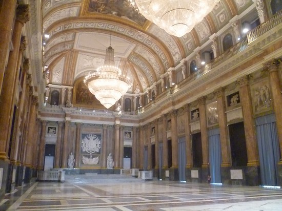 Piazza De Ferrari e Teatro alo Felice
