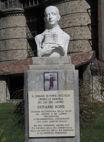 Mezzo busto di Giovanni Rossi