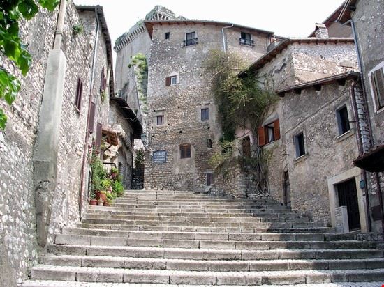 Borgo medioevale Sermoneta Pensiero Laterale - CC BY-SA 2.0 Pensiero Laterale