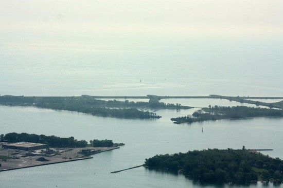 Le Toronto Islands viste dalla CN Tower