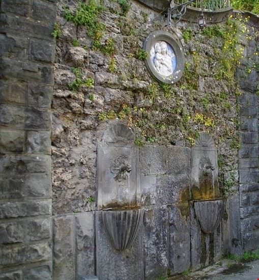 Fonte pubblica - N.salotti - N.salotti - CC BY 2.0