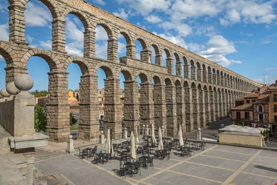 acquedotto di segovia_165109279.jpeg acquedotto di segovia_165109279.jpeg  
