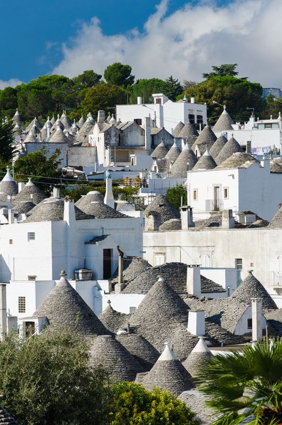 Alberobello_71725869-min.jpeg Alberobello_71725869-min.jpeg  