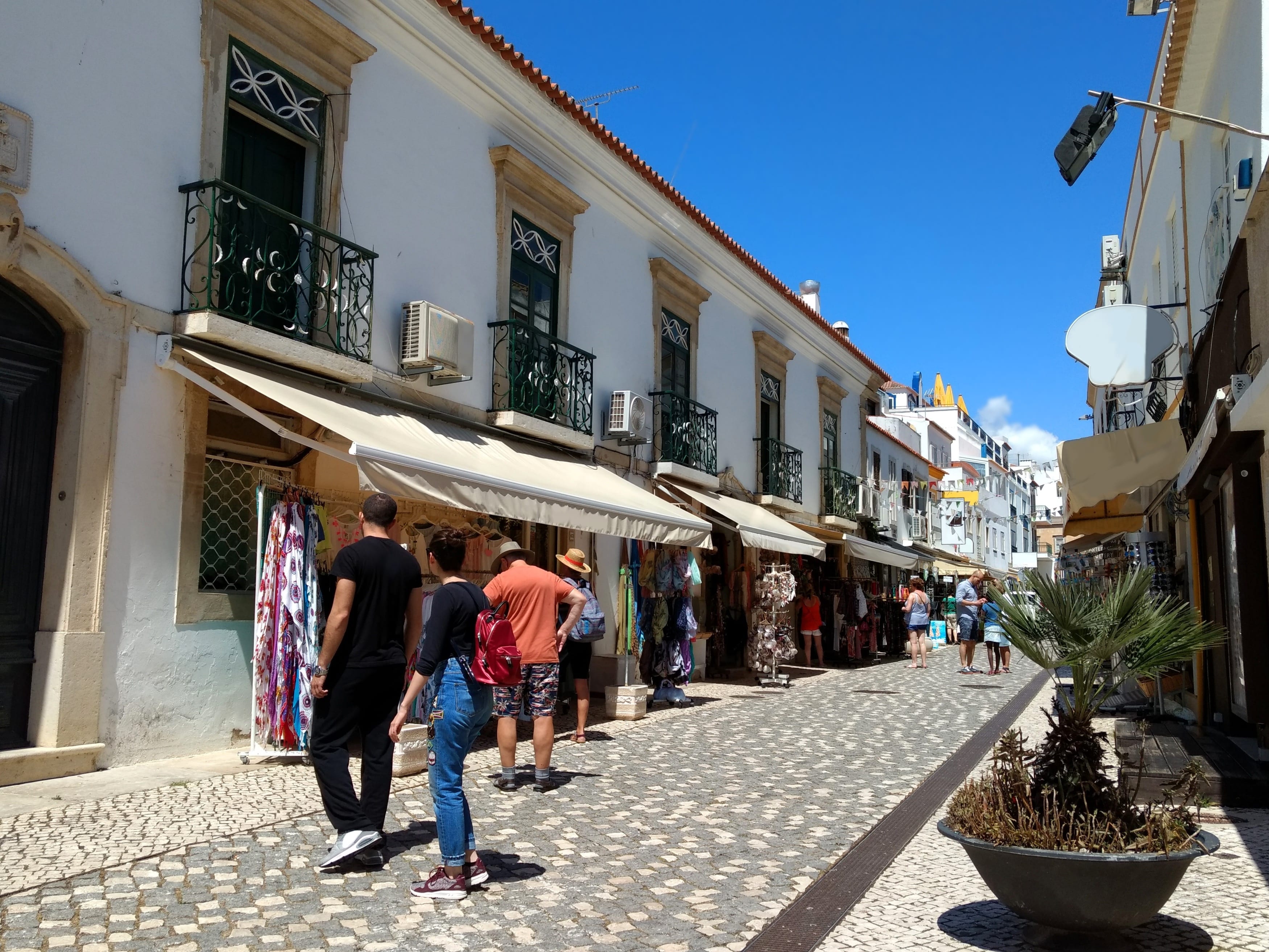 Albufeira_210838468-min.jpeg