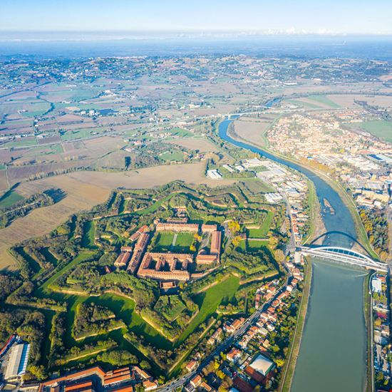 Alessandria_301842935-min.jpeg Alessandria_301842935-min.jpeg  