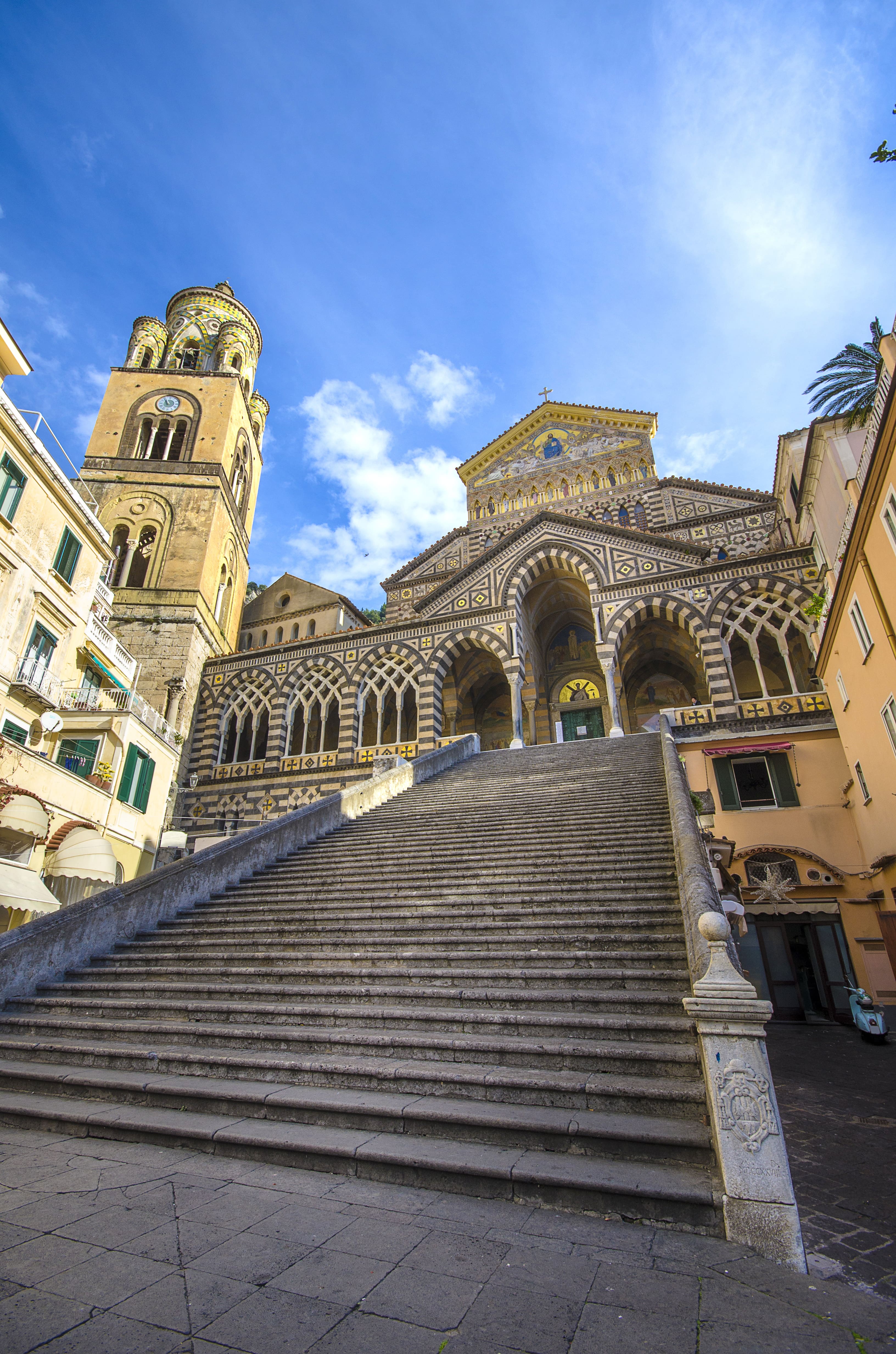 Amalfi_188087715-min.jpeg