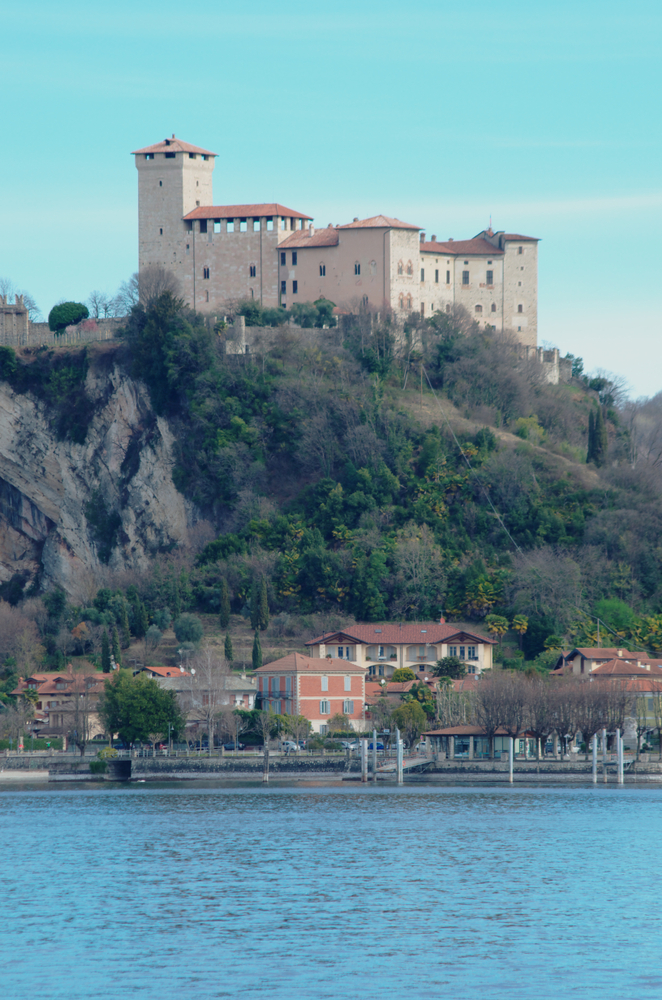 Angera_1343024570
