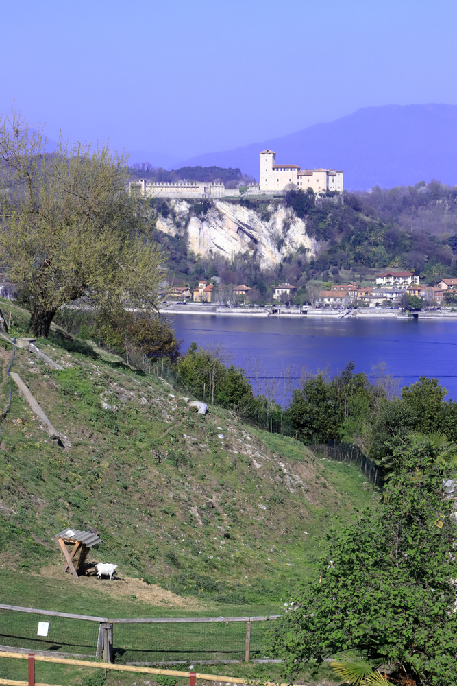 Angera_1356596525