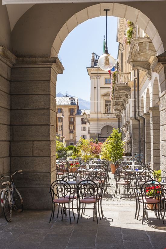 Aosta_628515686 Aosta_628515686  
