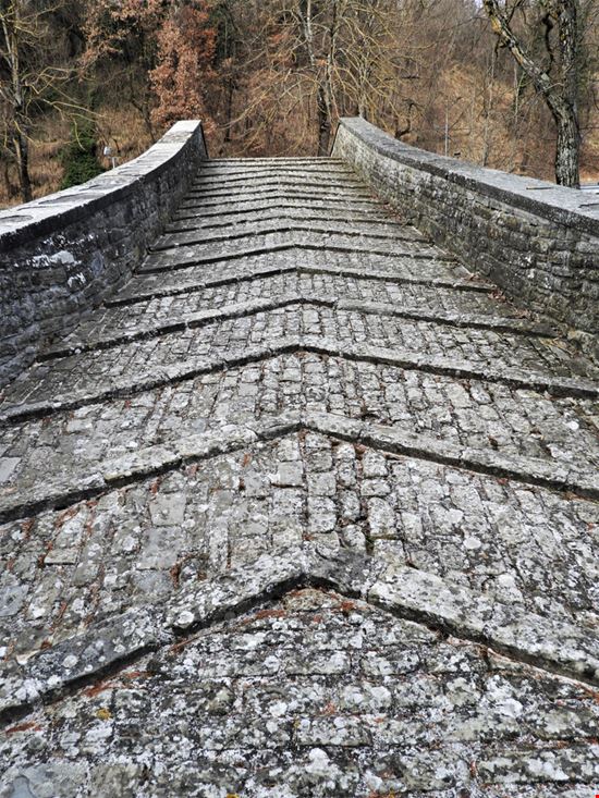 apecchio ponte medievale_1312775759 apecchio ponte medievale_1312775759  