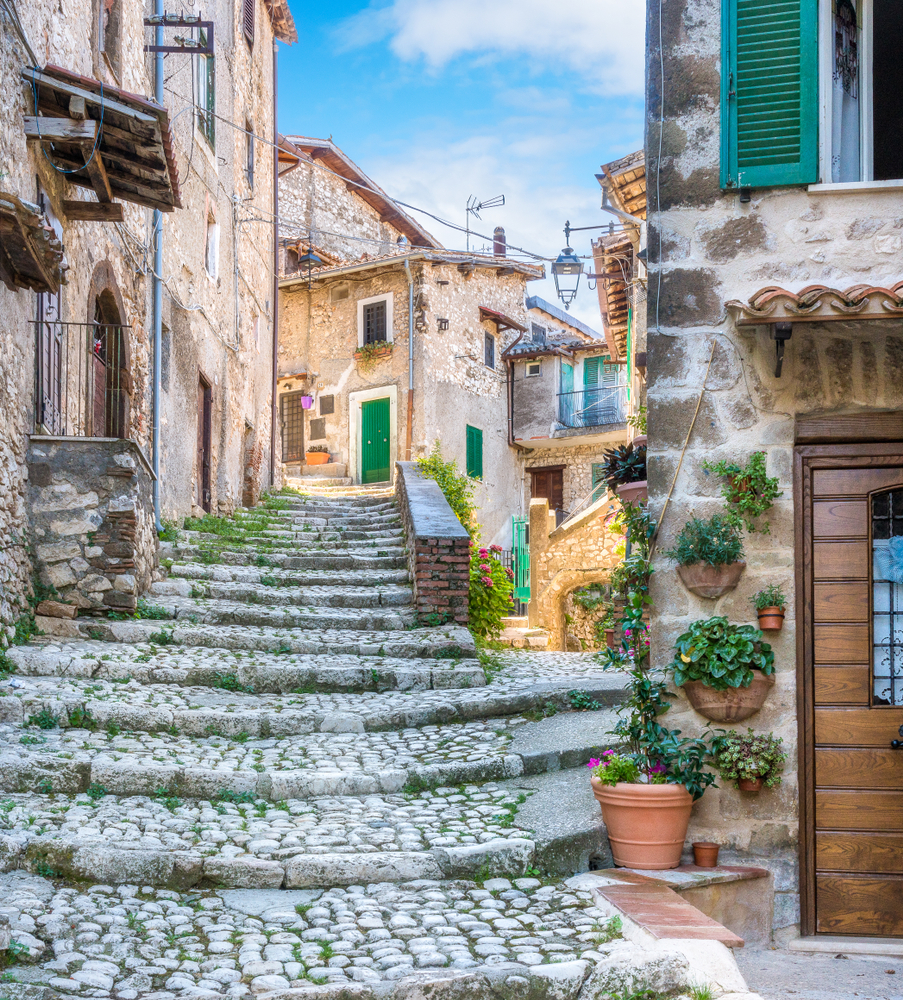 Artena_1451666360