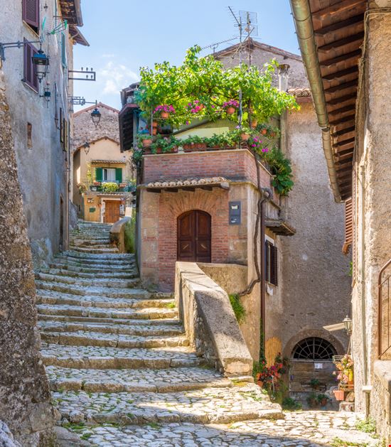 Artena_1451666366 Artena_1451666366  