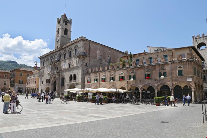 Ascoli_204016870