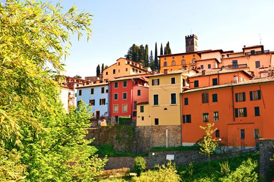 Barga_1587067690 Barga_1587067690  