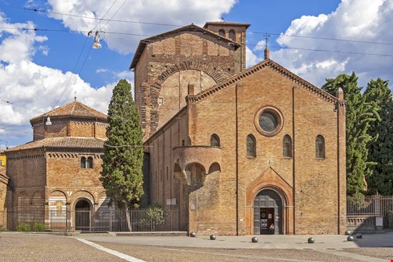 basilica di santo stefano_502418896 basilica di santo stefano_502418896  