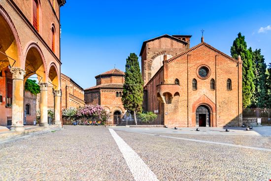 basilica di santo stefano_660489289 basilica di santo stefano_660489289  