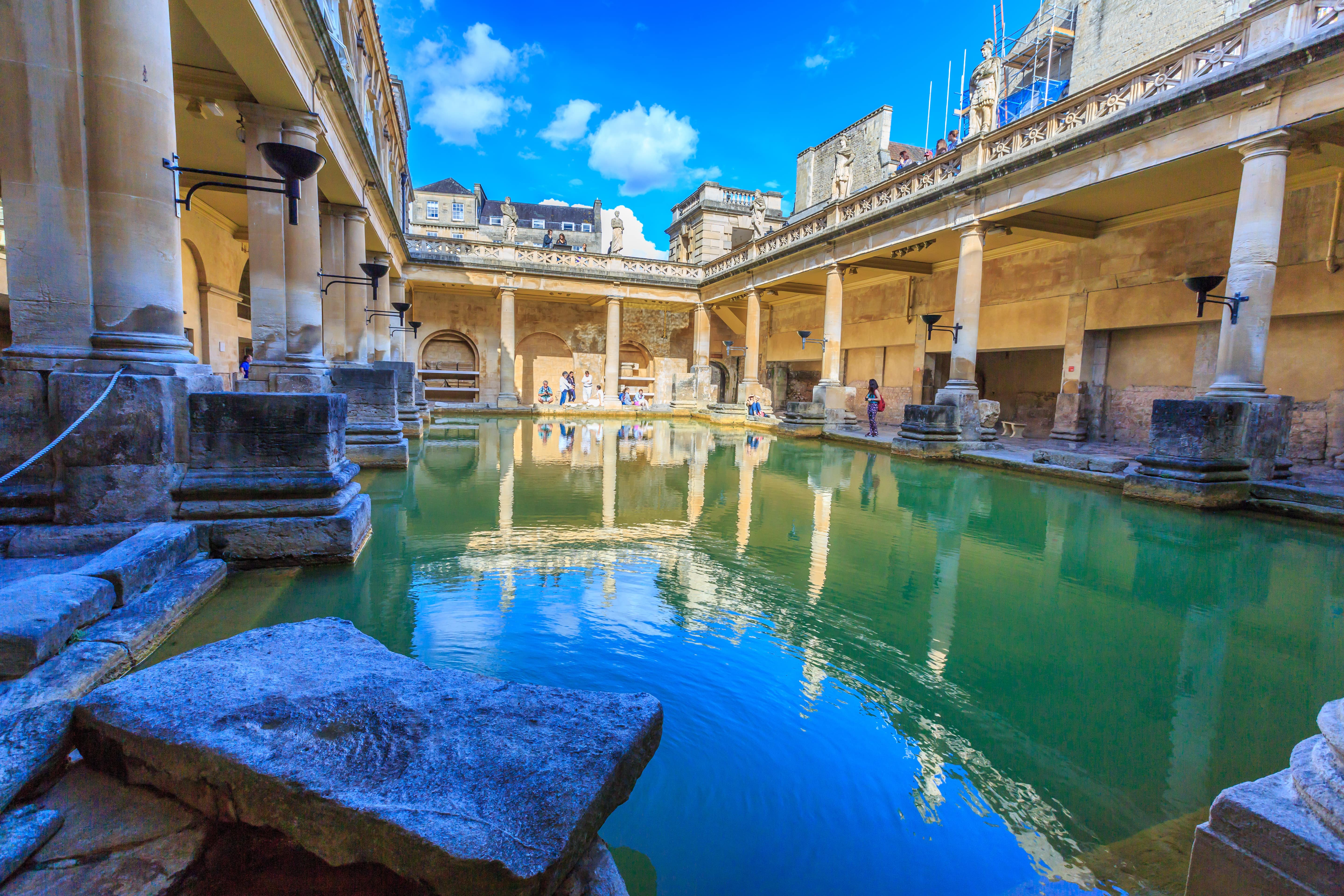 Bath_120405486-min.jpeg