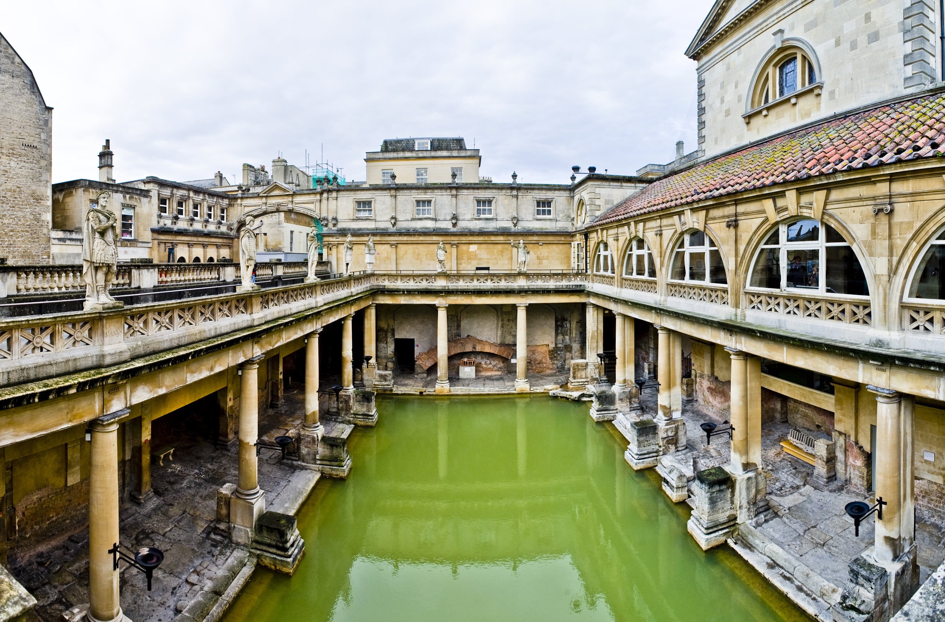 Bath_139793773-min.jpeg