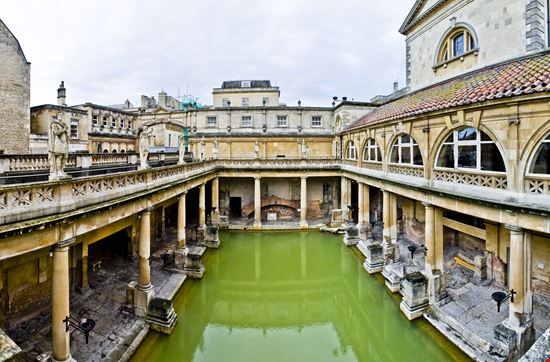 Bath_139793773-min.jpeg Bath_139793773-min.jpeg  